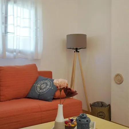 Samanta Apartment *